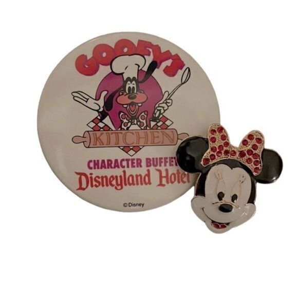 DISNEY buttons pins Minnie Mouse goofy Disneyland hotel - Picture 1 of 3